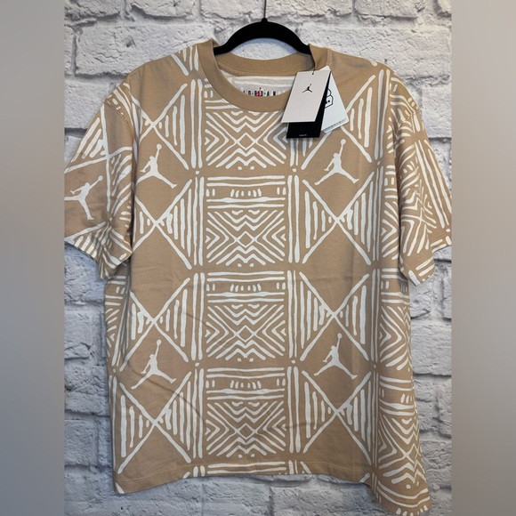 AIR JORDAN WMNS AOP GF TEE CORE - Picture 2 of 6